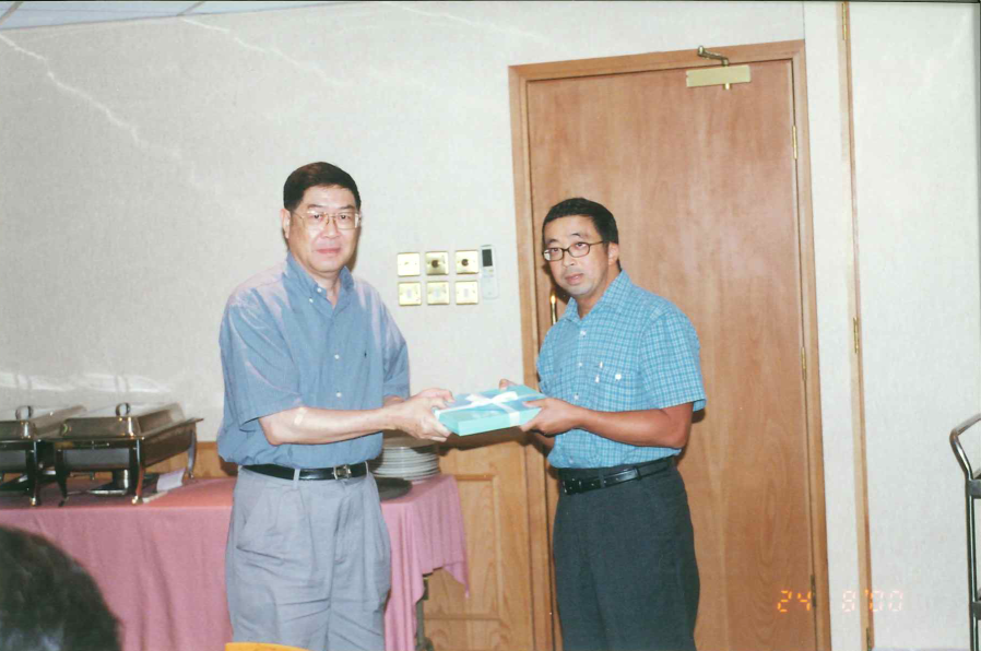 Professor Ming-Chit Liu